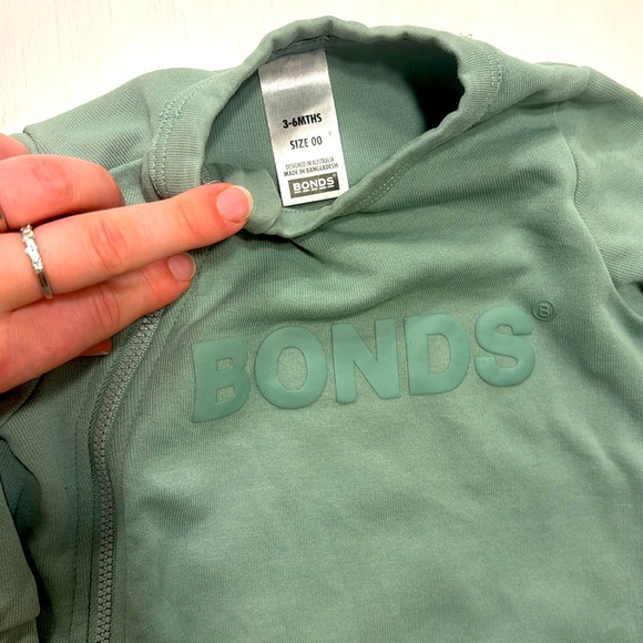 BONDS Wonderwarm onsie in Seafoam 3-6 months (fits generously) - Picture 2 of 2
